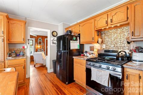 11 Dix Creek #2 Road Leicester NC 28748