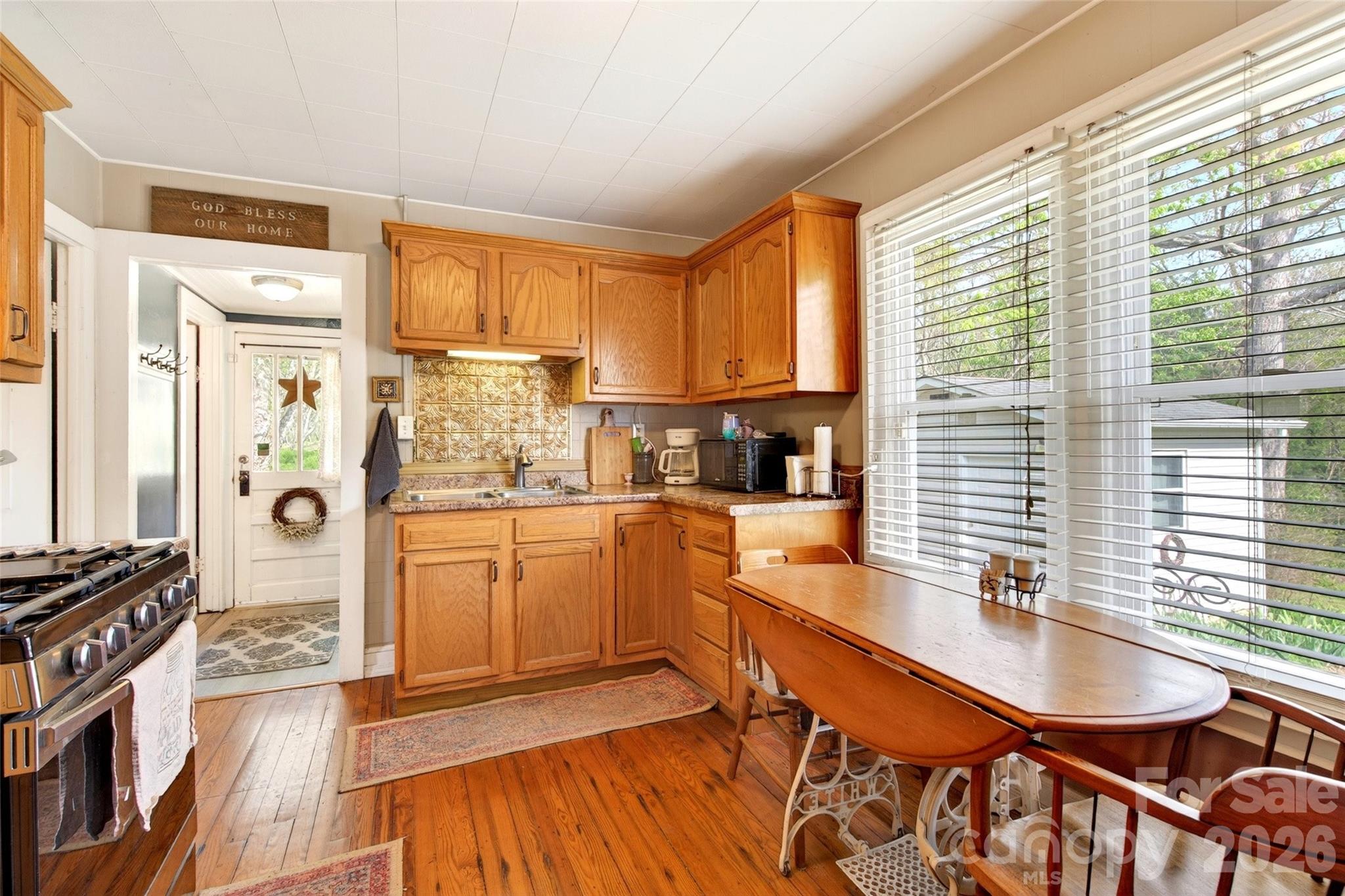 11 Dix Creek #2 Road Leicester NC 28748