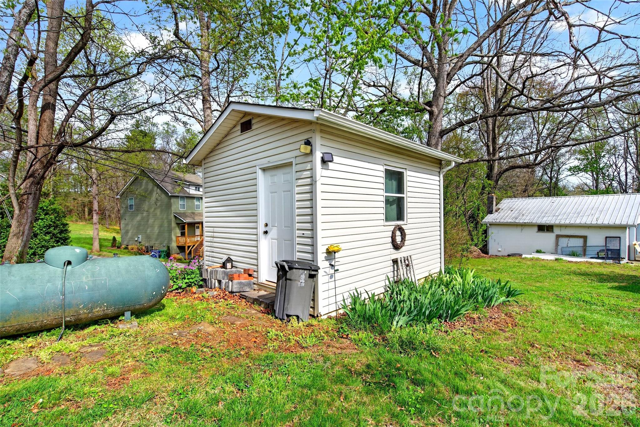 11 Dix Creek #2 Road Leicester NC 28748