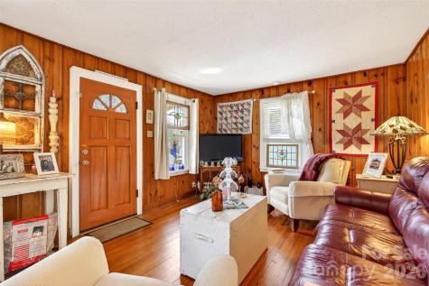 11 Dix Creek #2 Road Leicester NC 28748