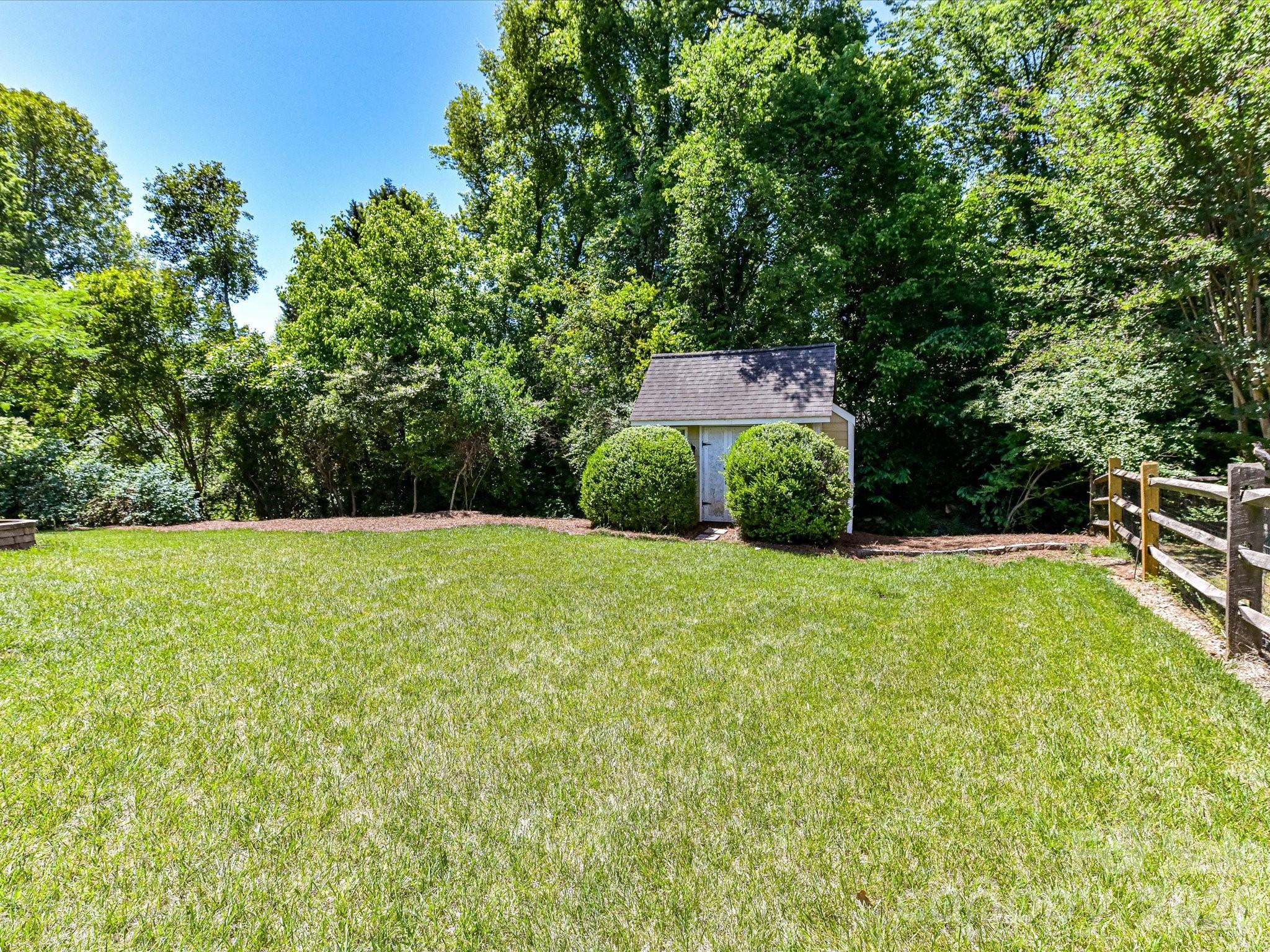 7512 Henderson Park Road Huntersville NC 28078