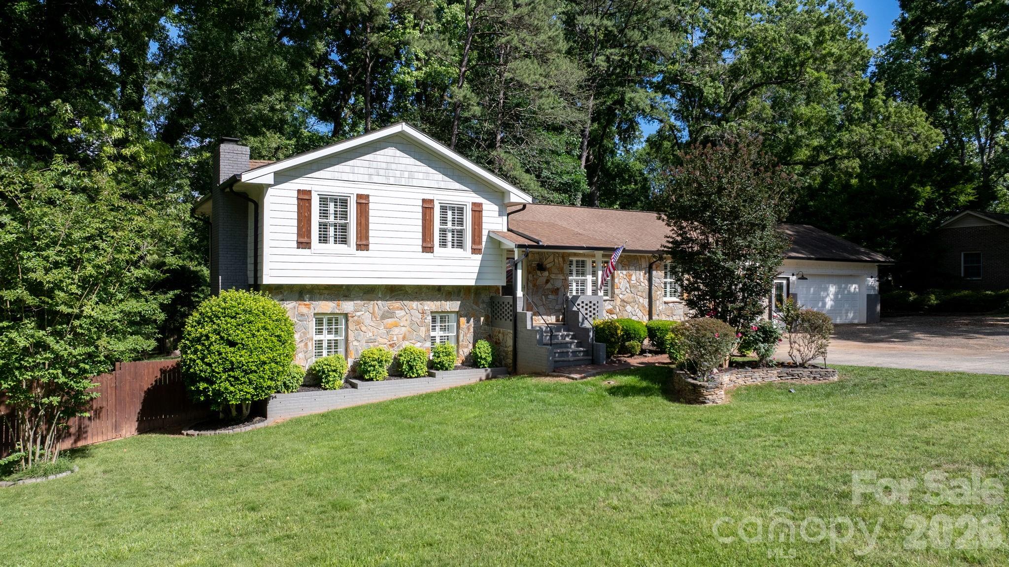 14214 Honeysuckle Ridge Drive Matthews NC 28105