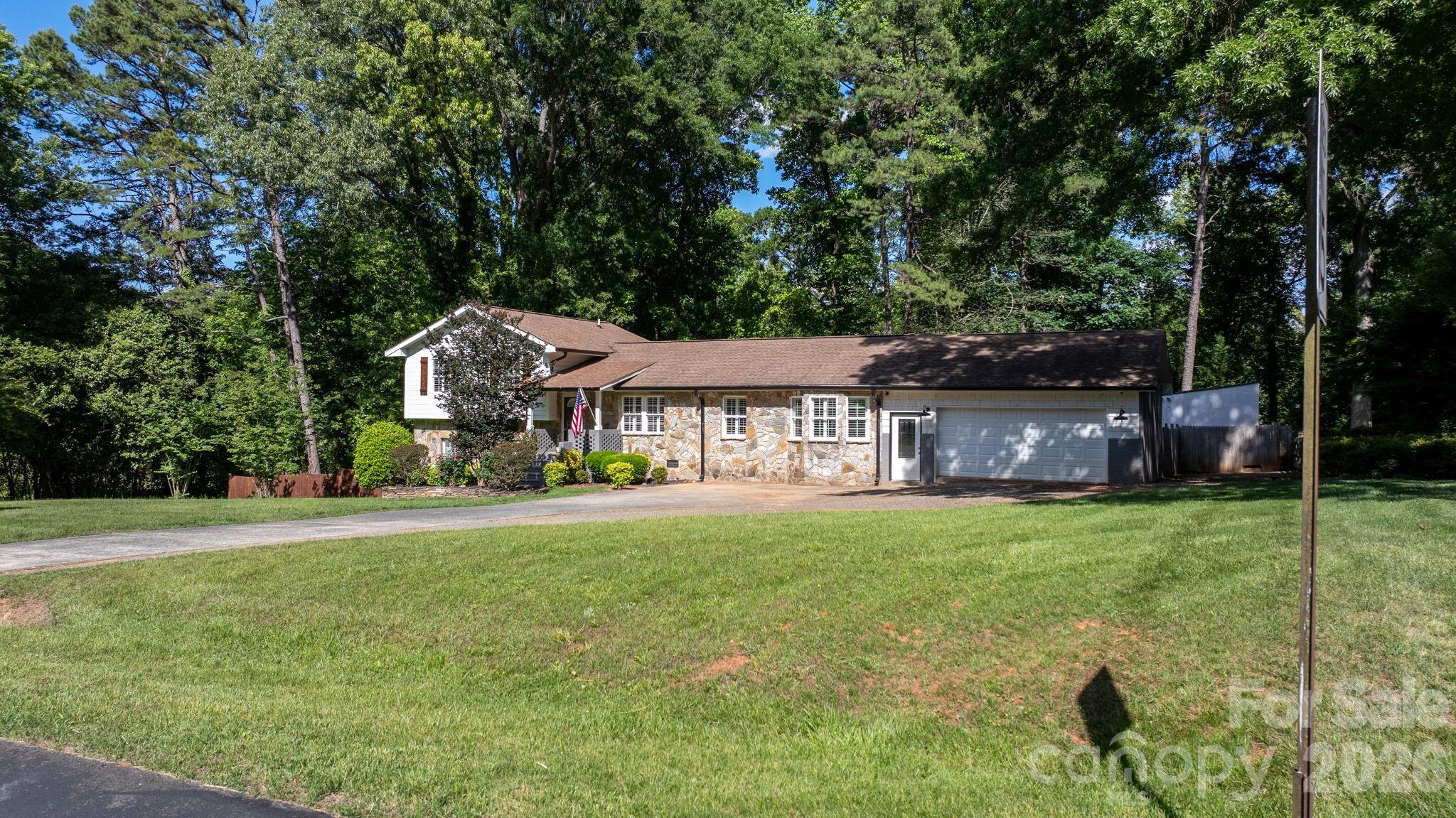 14214 Honeysuckle Ridge Drive Matthews NC 28105