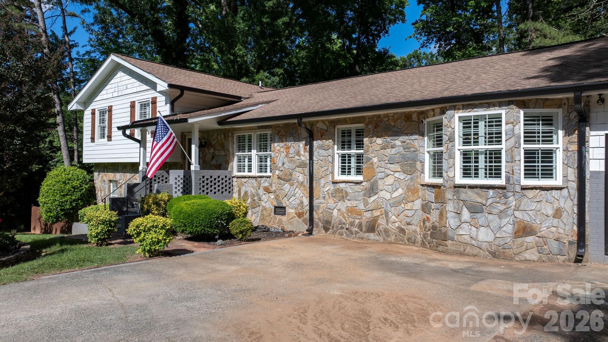 14214 Honeysuckle Ridge Drive Matthews NC 28105