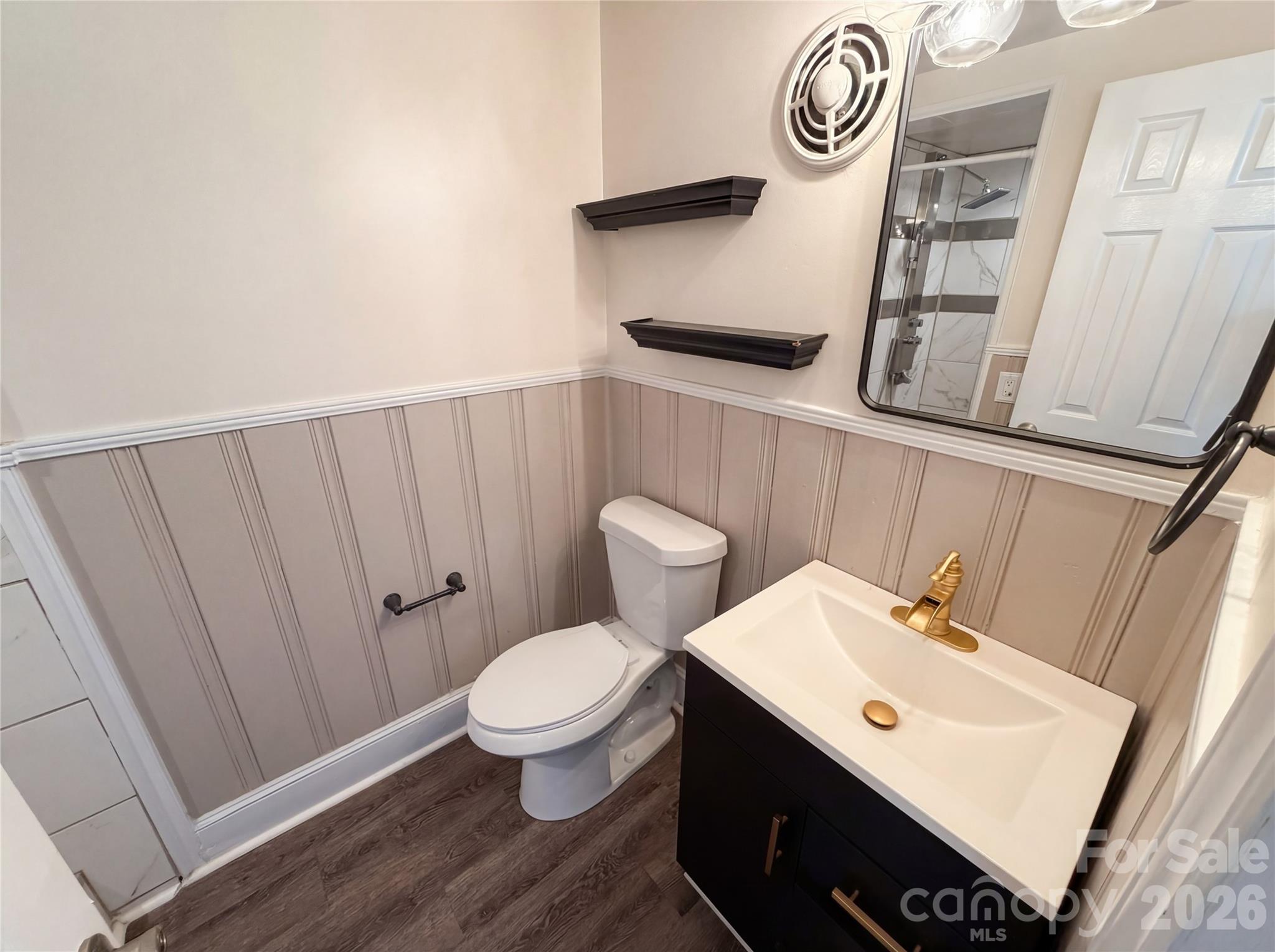 6621 Starcrest Drive Charlotte NC 28210