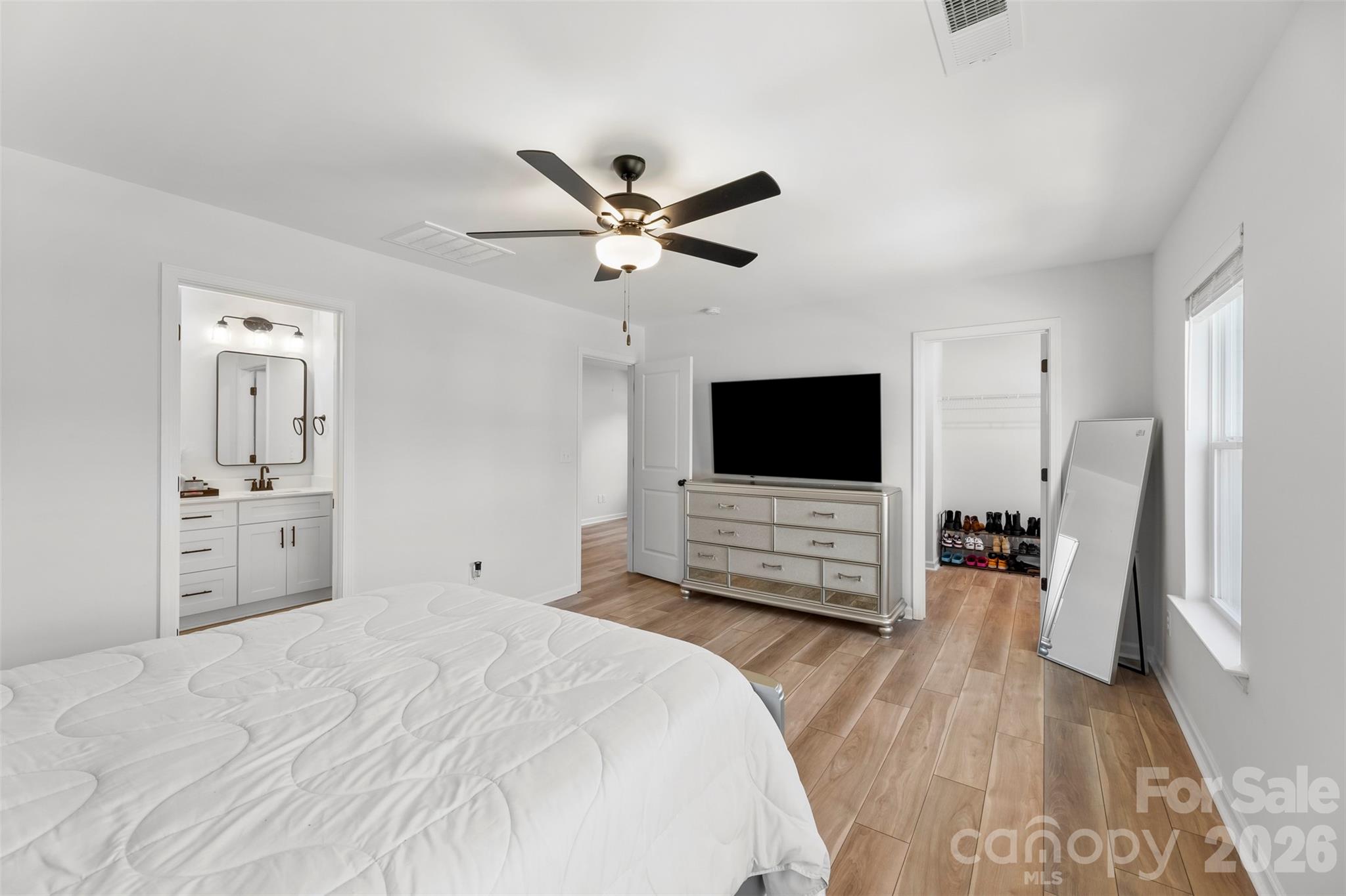 145 Baucom Street Charlotte NC 28216