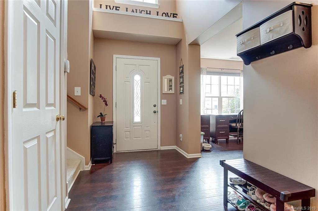 8518 Appledale Drive Charlotte NC 28262