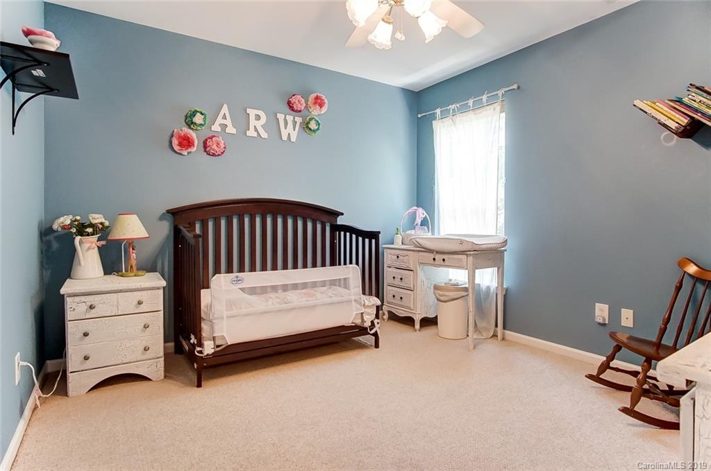 8518 Appledale Drive Charlotte NC 28262