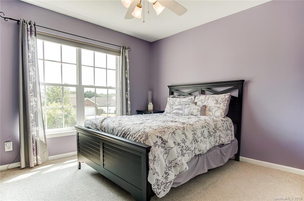 8518 Appledale Drive Charlotte NC 28262