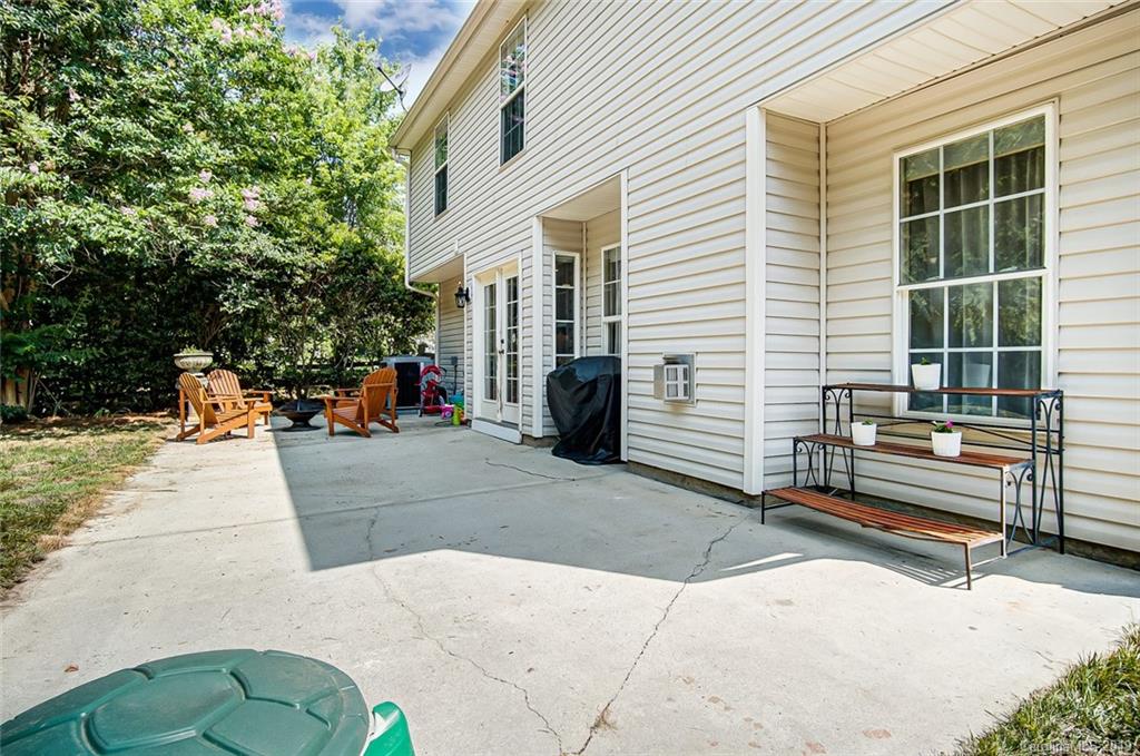 8518 Appledale Drive Charlotte NC 28262