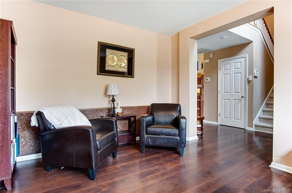 8518 Appledale Drive Charlotte NC 28262