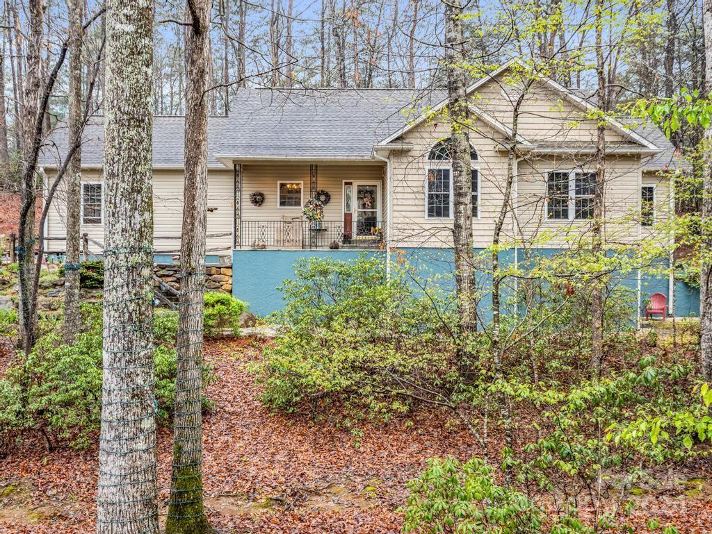 216 Flat Branch Trail Mill Spring NC 28756