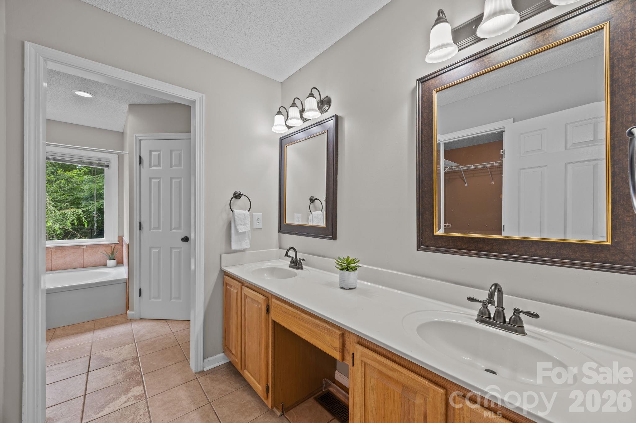 6 Springfield Way Arden NC 28704
