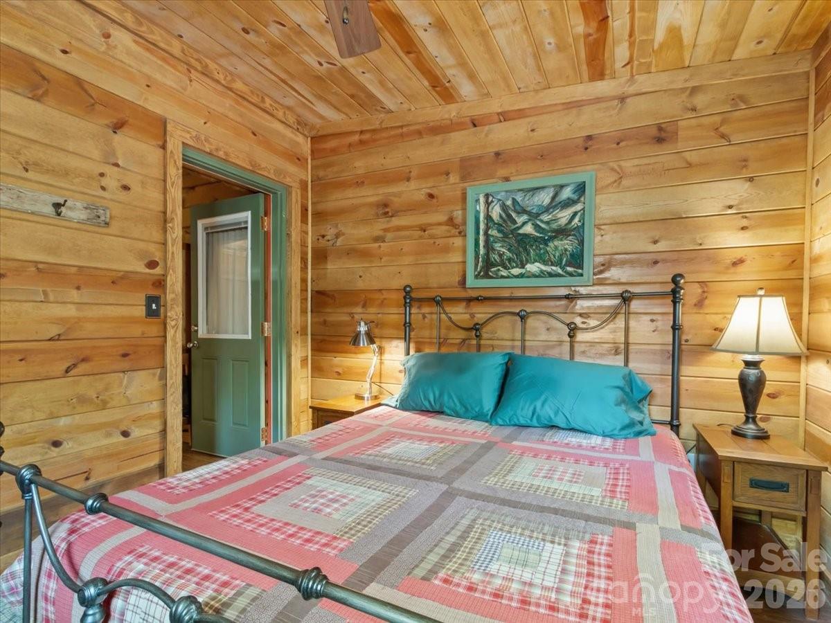548 Bear Cub Drive Spruce Pine NC 28777