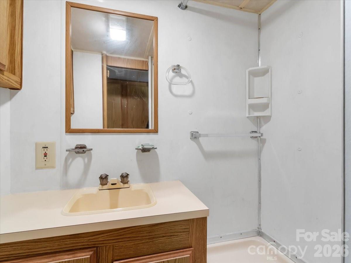 548 Bear Cub Drive Spruce Pine NC 28777