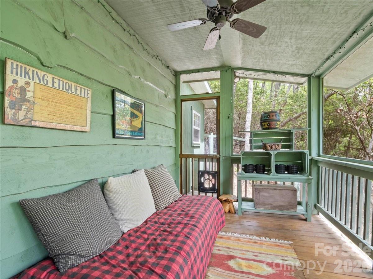 548 Bear Cub Drive Spruce Pine NC 28777