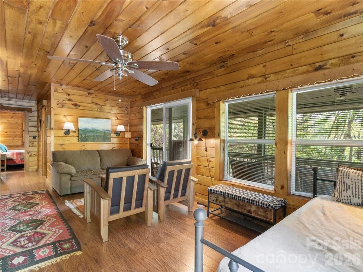 548 Bear Cub Drive Spruce Pine NC 28777