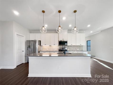 6848 Good News Drive Charlotte NC 28215