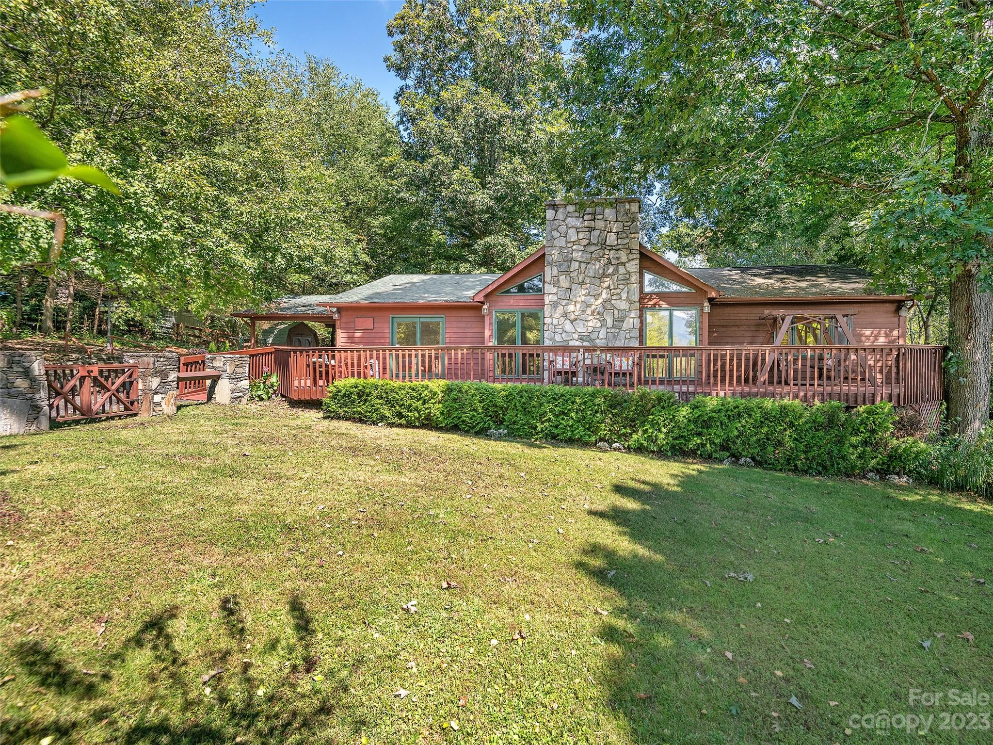 135 Sesame Street Waynesville NC 28785