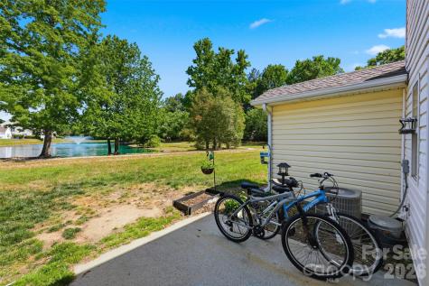 104 Gelderland Drive Matthews NC 28104