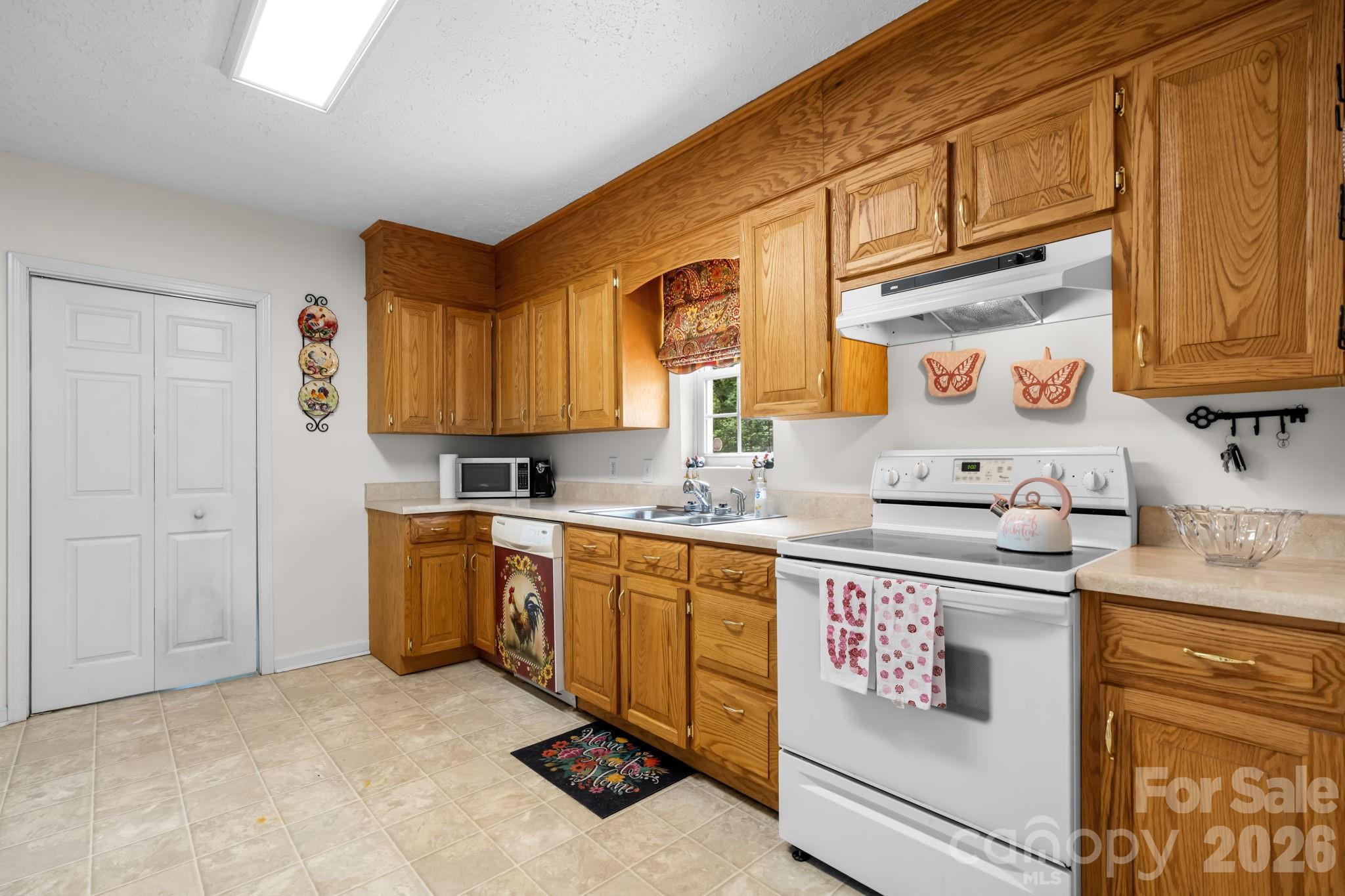 625 Milton Avenue SW Valdese NC 28690