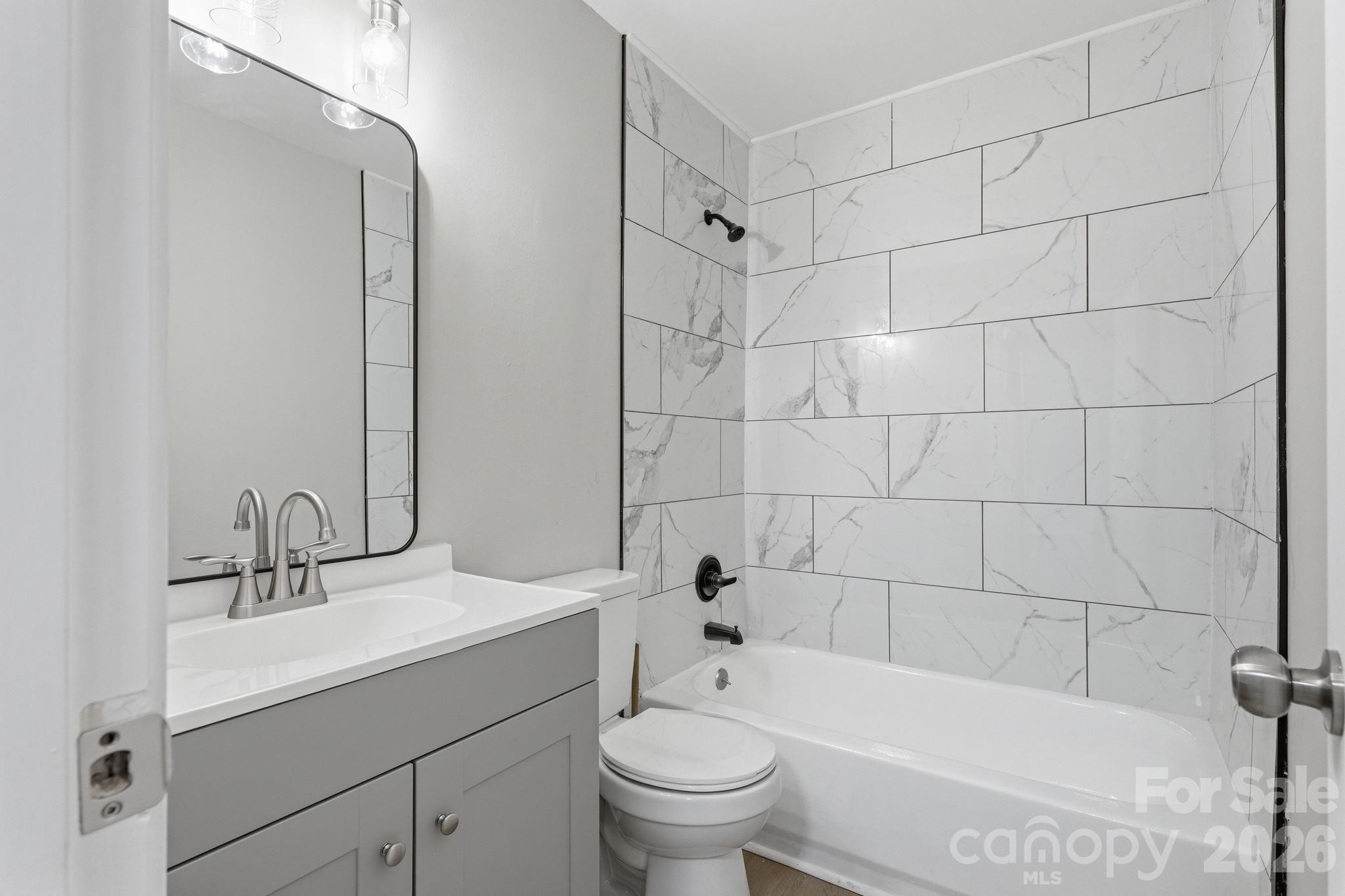 364 Leafmore Drive Charlotte NC 28213