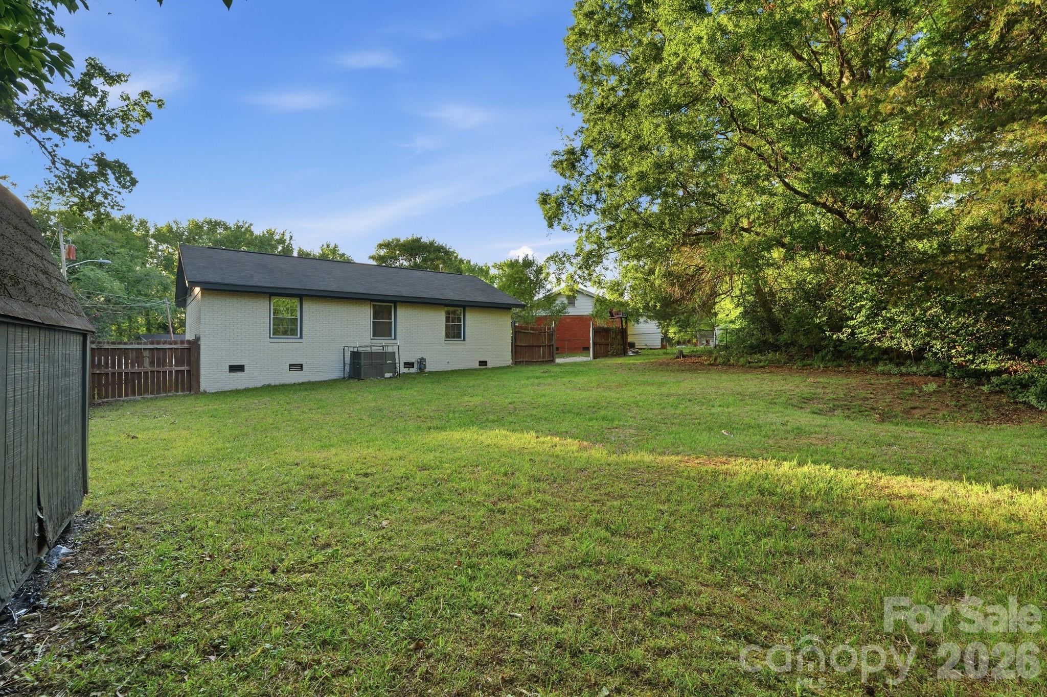 364 Leafmore Drive Charlotte NC 28213