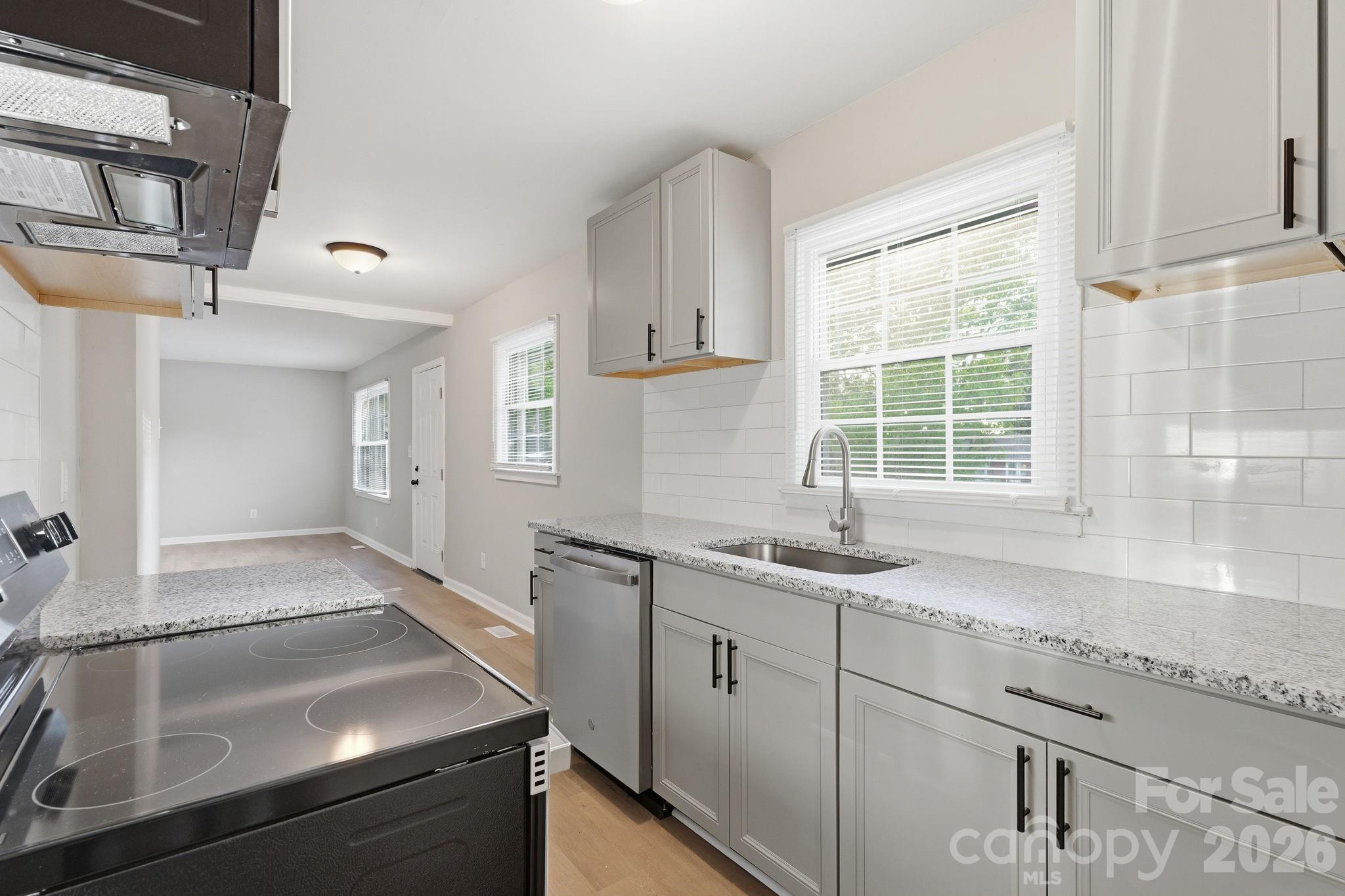 364 Leafmore Drive Charlotte NC 28213