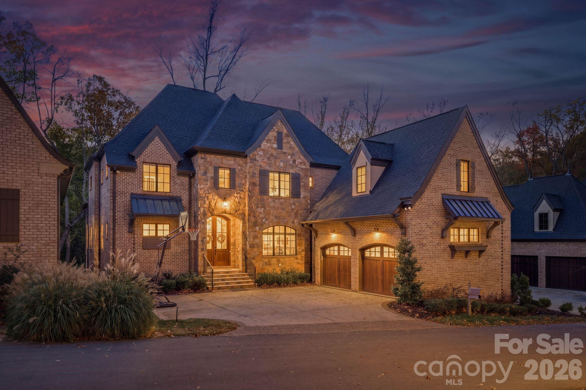 6010 Old Providence Lane Charlotte NC 28226