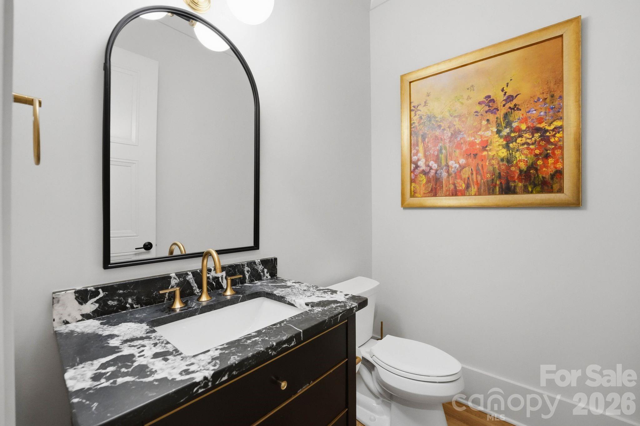 6010 Old Providence Lane Charlotte NC 28226