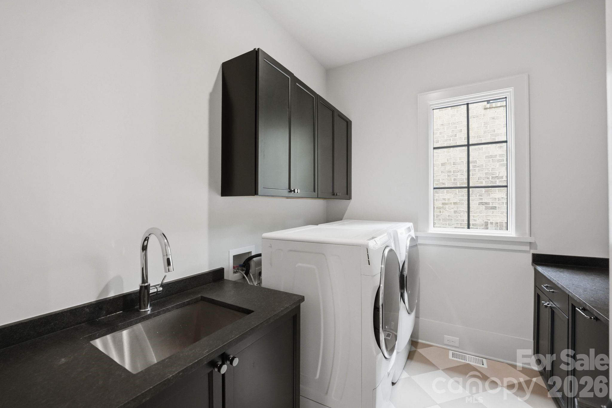 6010 Old Providence Lane Charlotte NC 28226