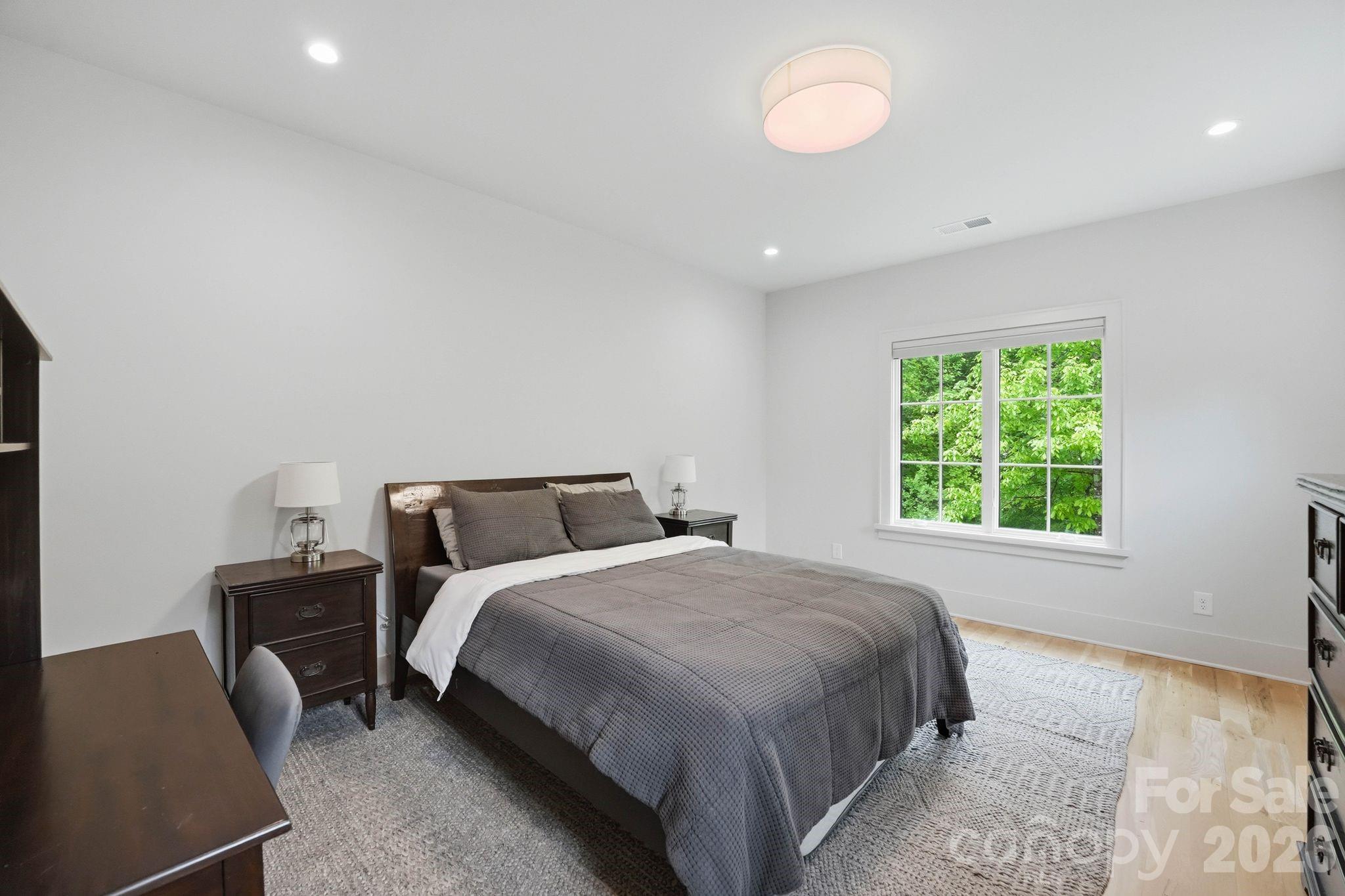 6010 Old Providence Lane Charlotte NC 28226