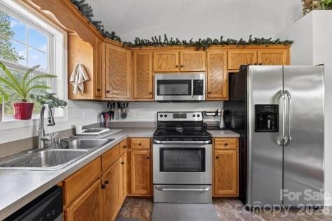 3680 Rocky Road Lenoir NC 28645