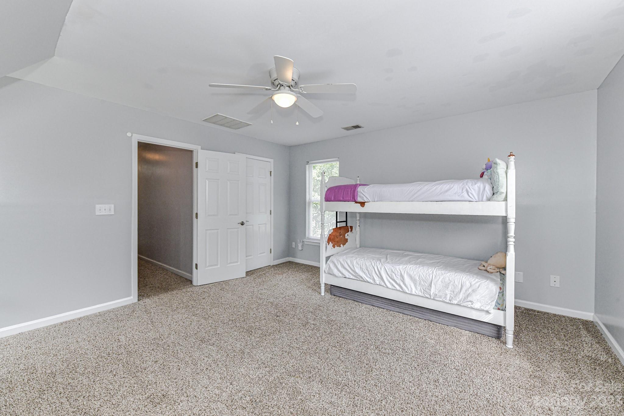 12125 Robins Nest Lane Charlotte NC 28269
