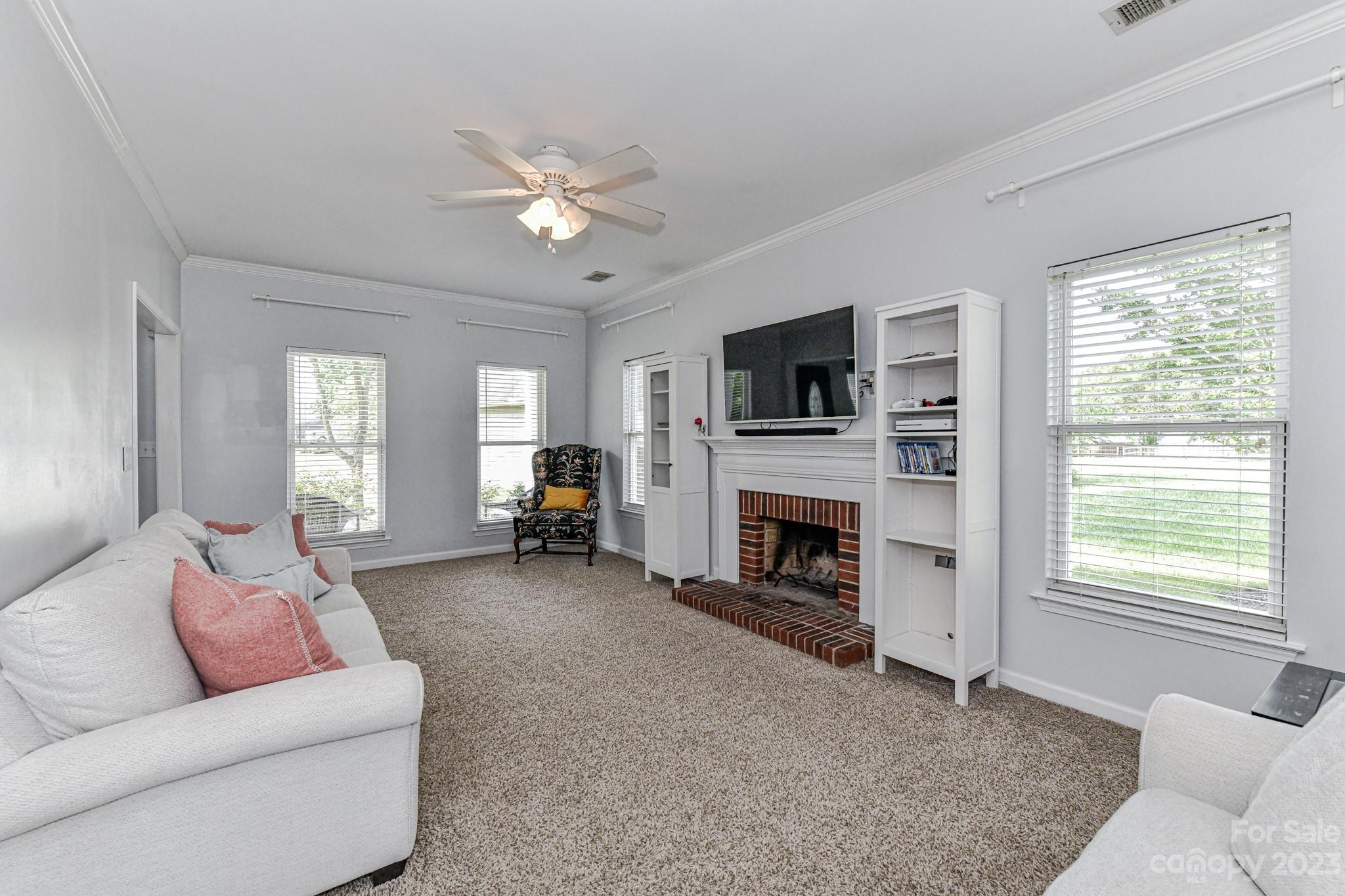 12125 Robins Nest Lane Charlotte NC 28269