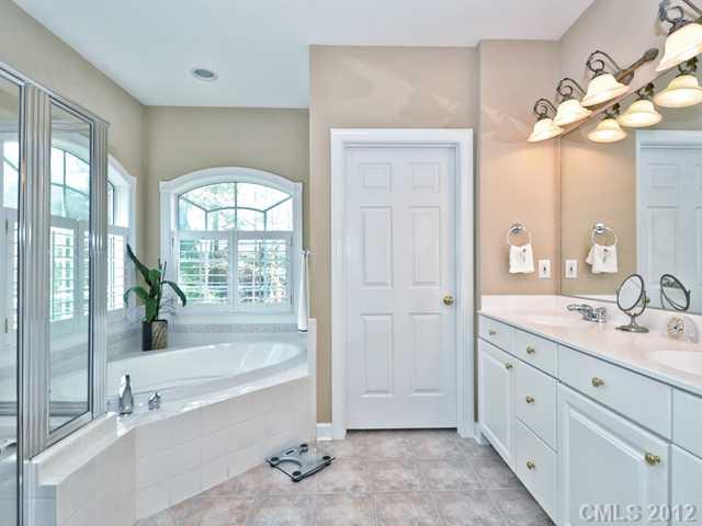 5721 Summerston Place Charlotte NC 28277
