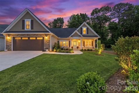 2109 6th Street NW Hickory NC 28601