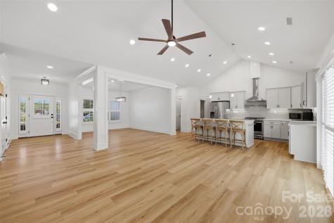 2109 6th Street NW Hickory NC 28601