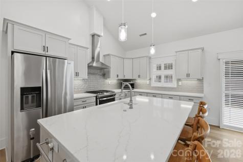 2109 6th Street NW Hickory NC 28601