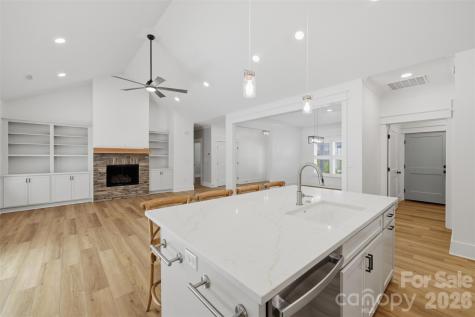 2109 6th Street NW Hickory NC 28601