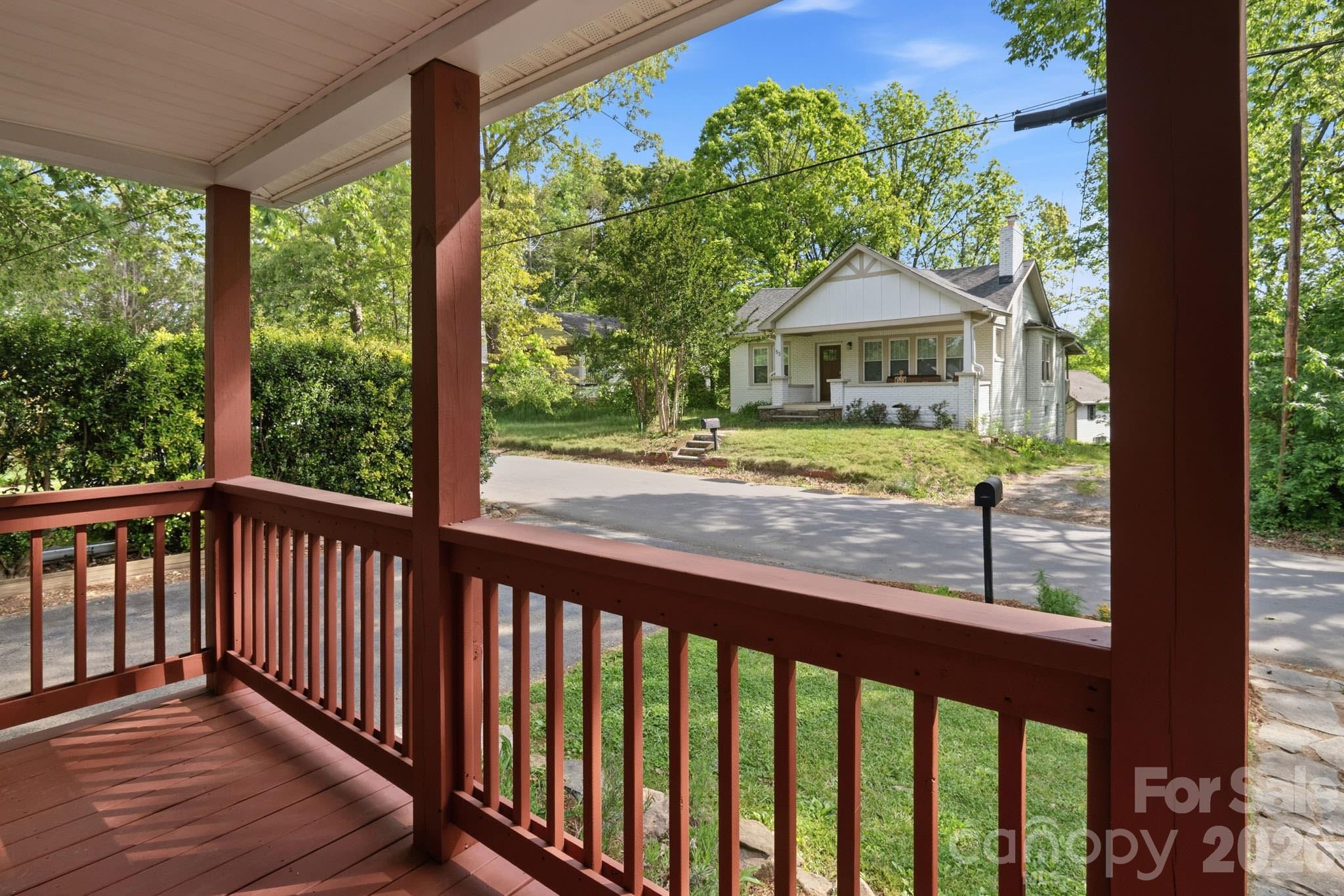 48 Mardell Circle Asheville NC 28806