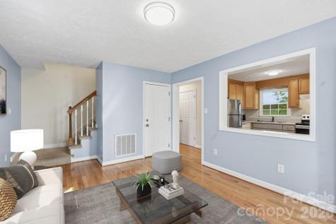 48 Mardell Circle Asheville NC 28806