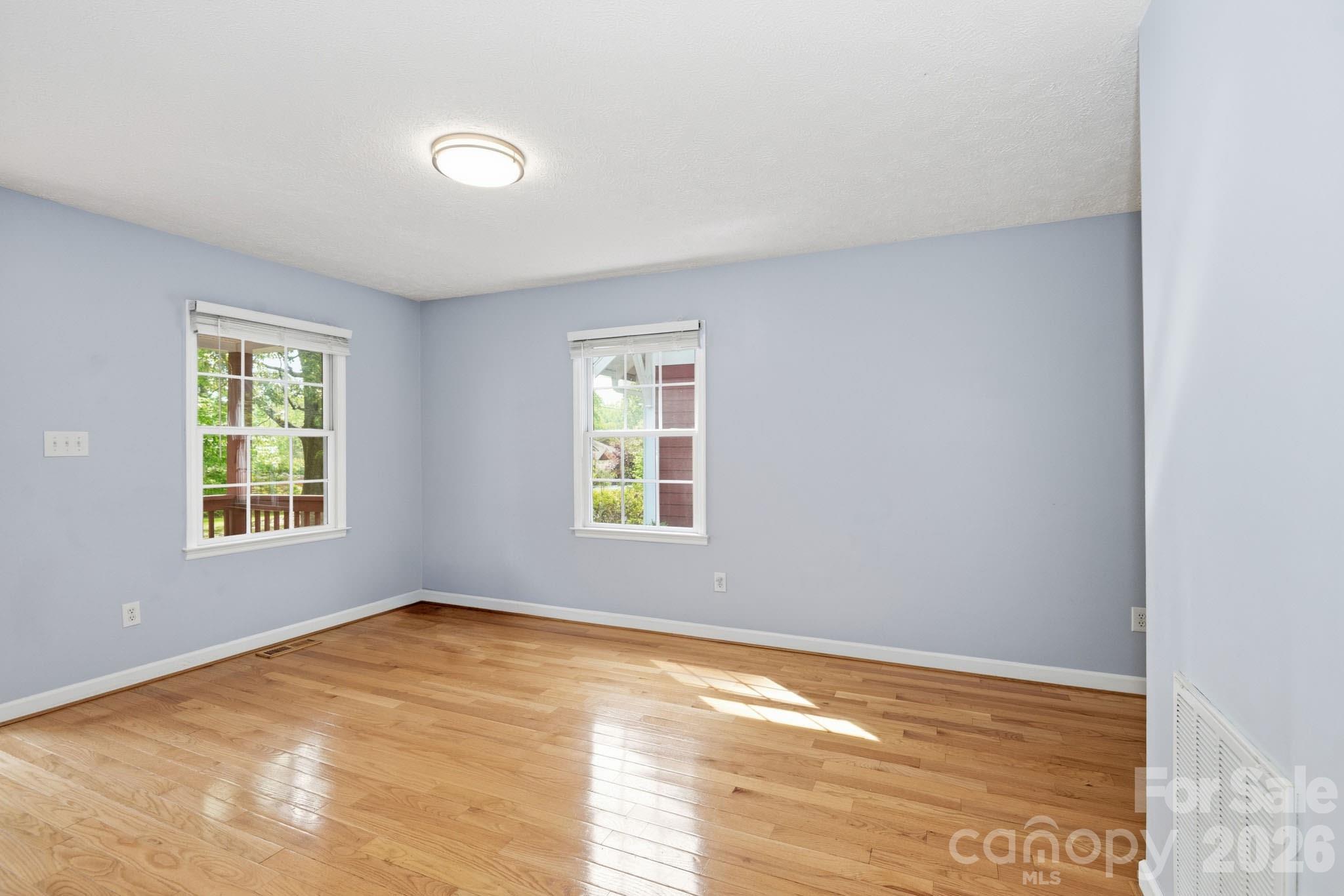 48 Mardell Circle Asheville NC 28806