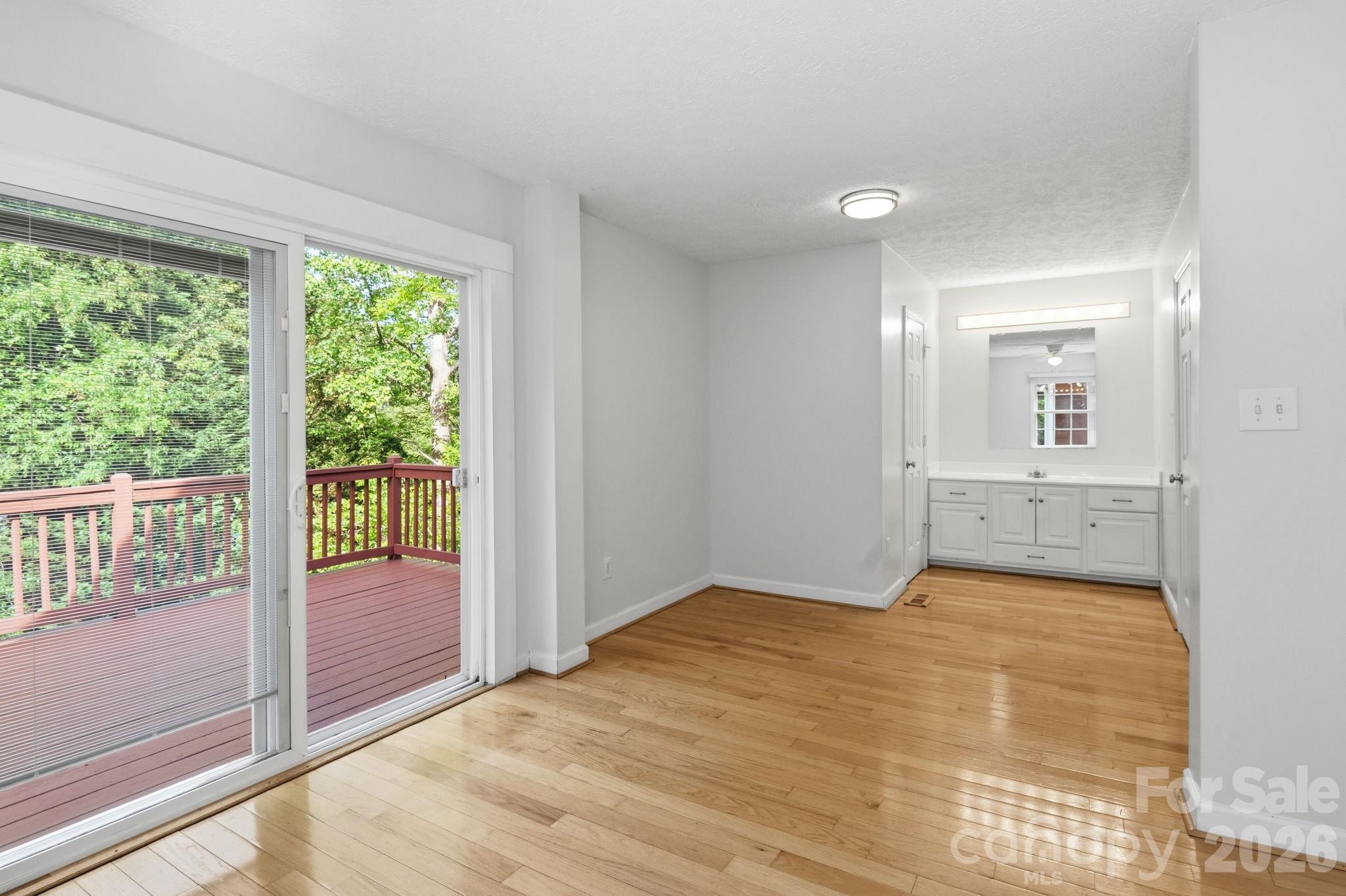 48 Mardell Circle Asheville NC 28806