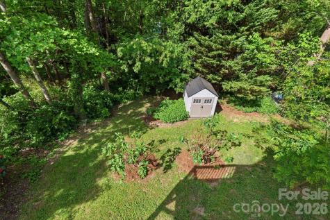 48 Mardell Circle Asheville NC 28806