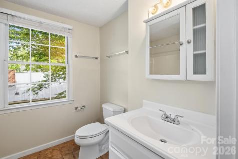 48 Mardell Circle Asheville NC 28806