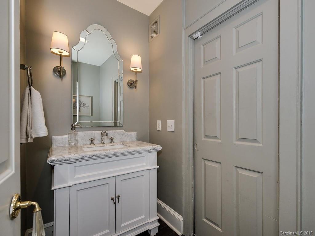 2001 Dilworth Road W Charlotte NC 28203