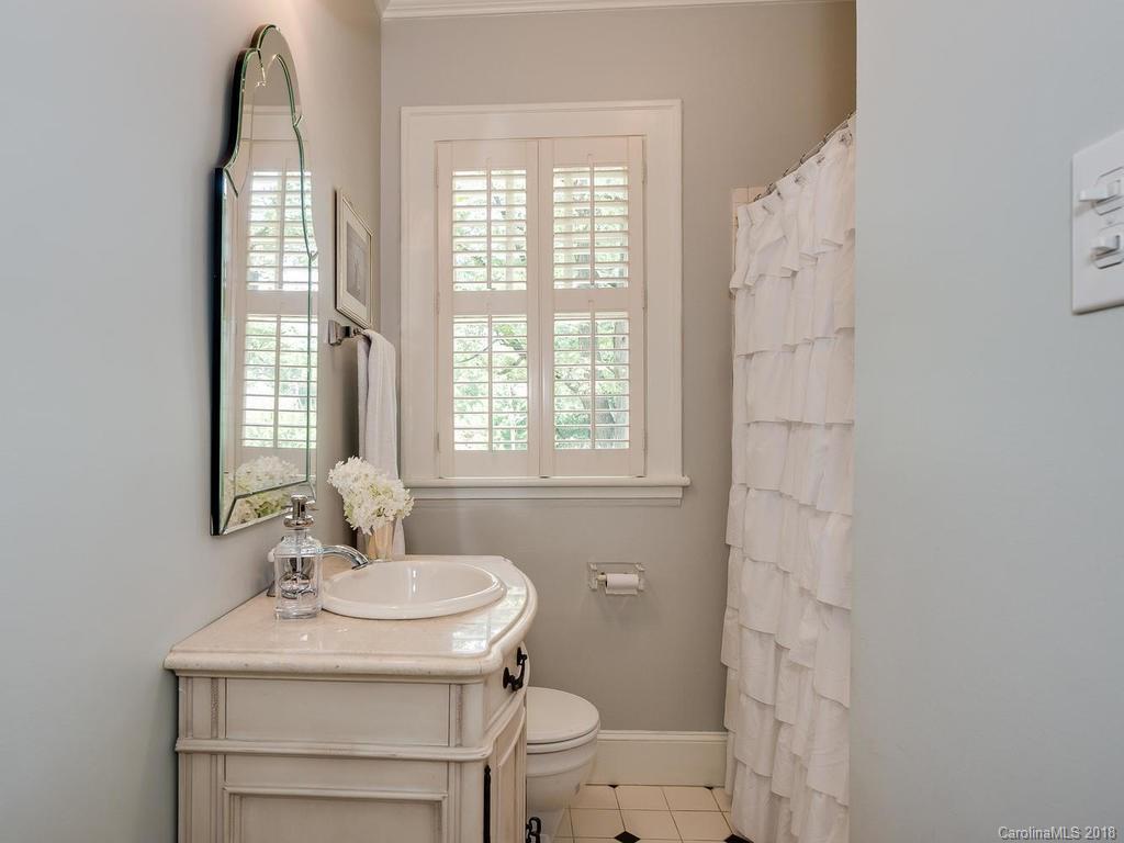2001 Dilworth Road W Charlotte NC 28203