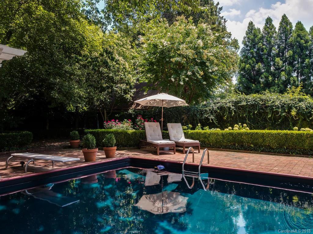 2001 Dilworth Road W Charlotte NC 28203