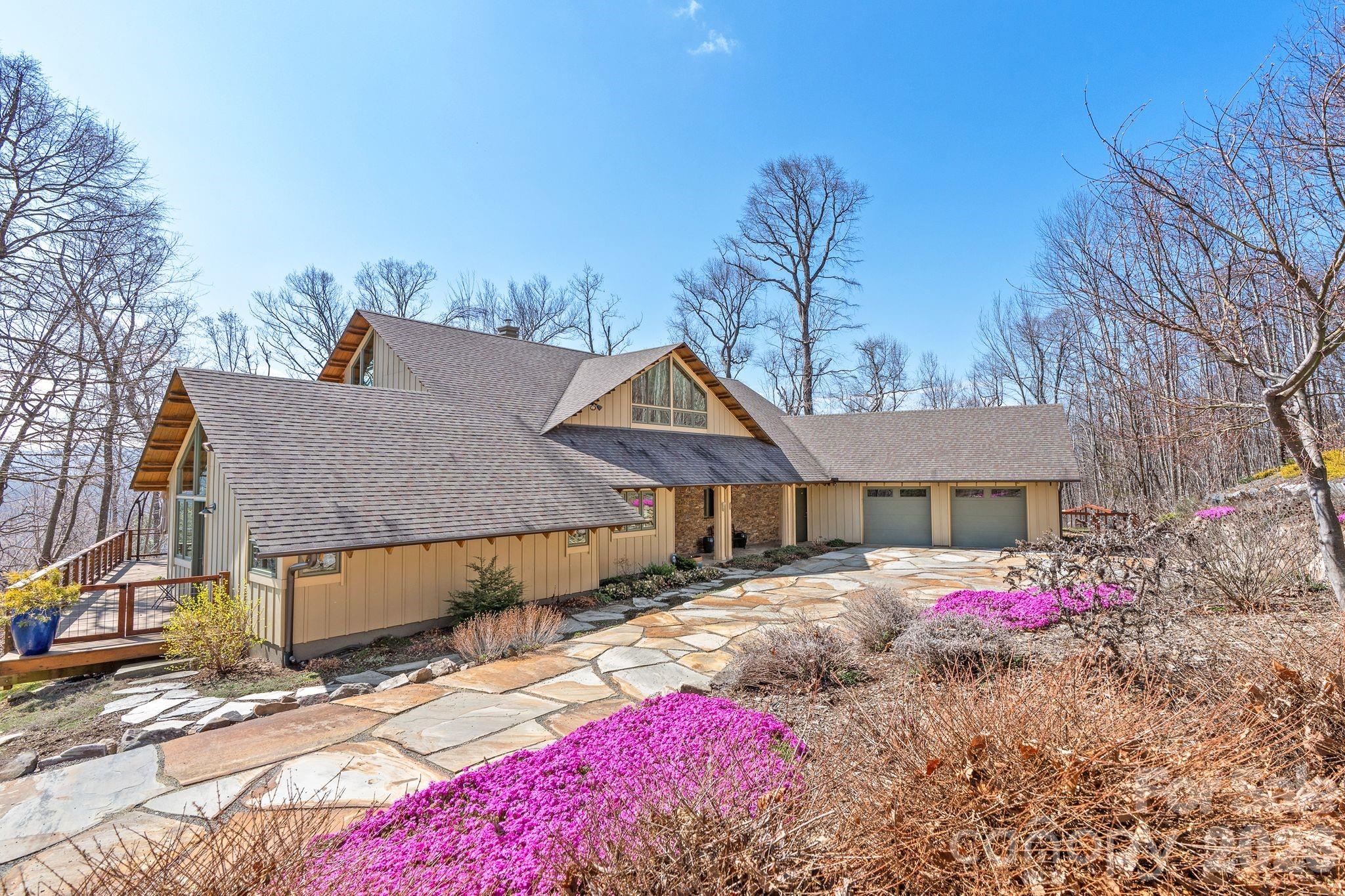 588 Long Branch Road Swannanoa NC 28778